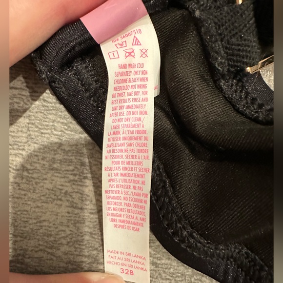 VS VERY SEXY Push-up Swimsuit Top with Cutouts that Add Support - Picture 5 of 9